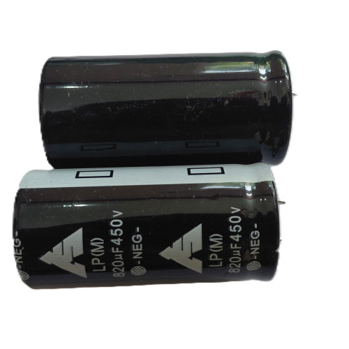 820uf 450V Capacitor